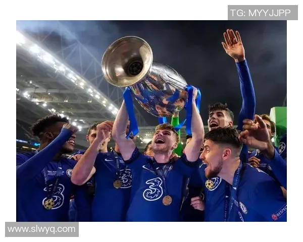 切尔西队员在欧冠赛场上的射门表现分析与精彩瞬间回顾