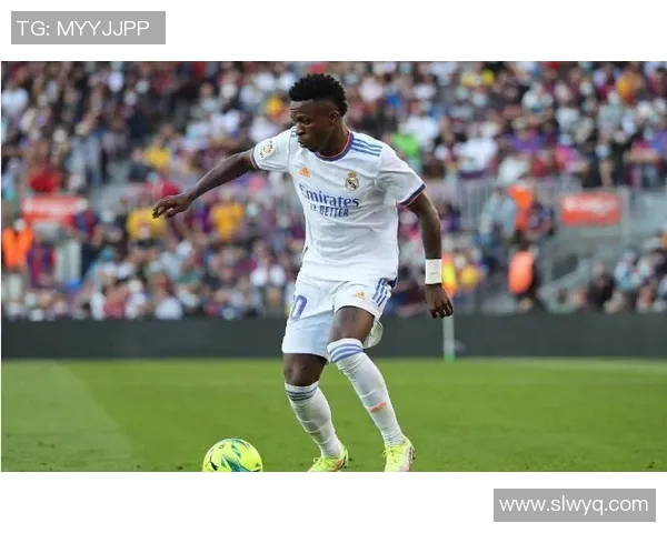 皇马维尼修斯在赛场上的精彩表现与未来发展潜力分析