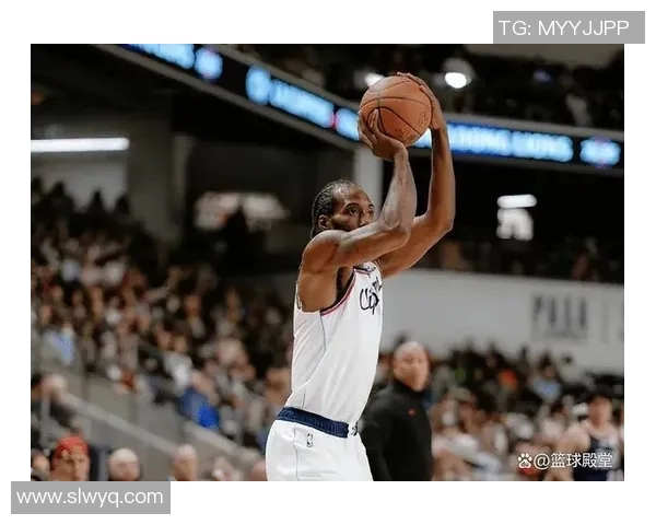 快船队以实力碾压对手，豪取五连胜，迈向总冠军